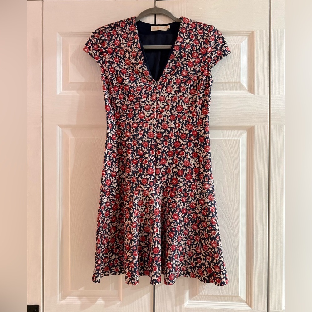 Tory Burch Calico Floral Fit & Flare Dress V-Neck Short Sleeve XS Like New - Picture 6 of 9